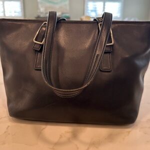 Vintage Coach Black Leather Tote Bag small to medium in size
